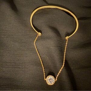 Henri Bendel Gold Crystal Round  Bracelet White Bezel Setting Chain Jewelry